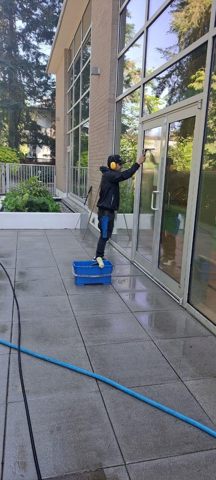 Exterior surface cleaning