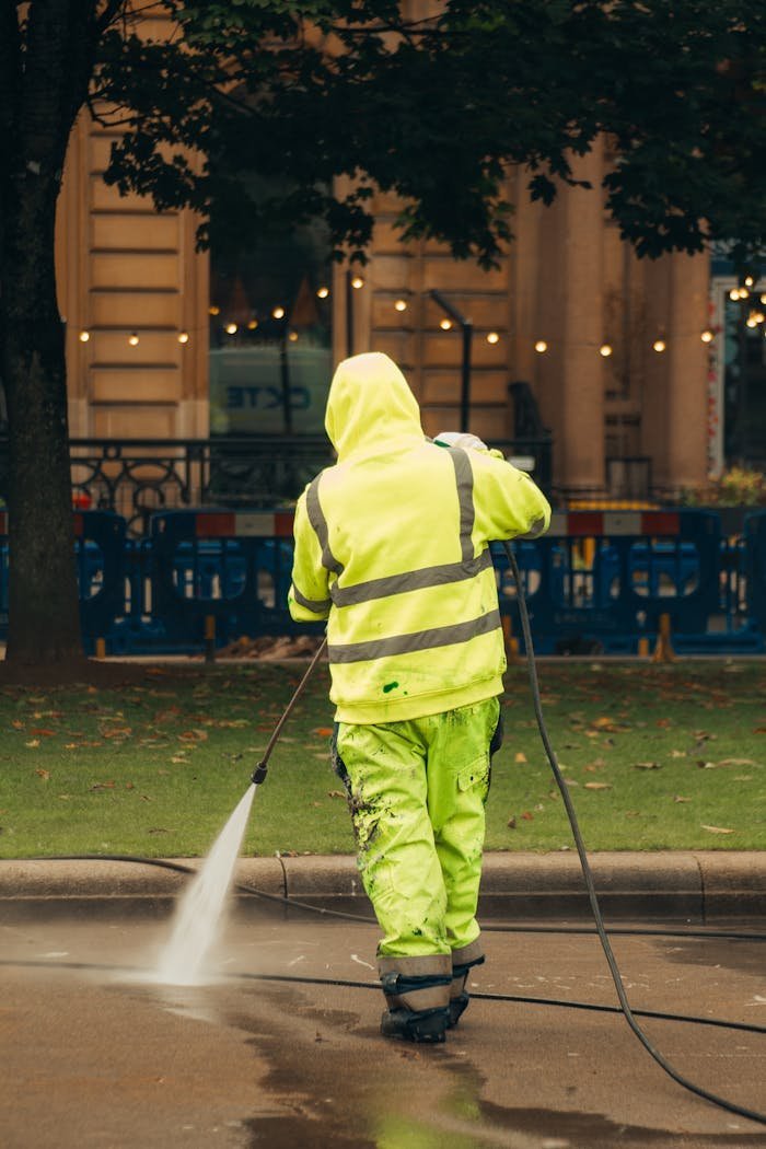 Commercial pressure washing service